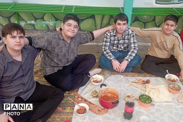 کارگاه آشپزی؛در مدرسه موعود بهارستان یک