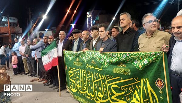 خروش کوهدشتی‌ها در میدان امام خمینی(ره)؛ تجدید میثاق با وطن و آرمان‌های ملی