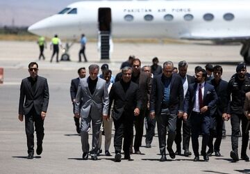 وزیر کشور پاکستان وارد مشهد شد