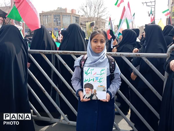 راهپیمایی روز قدس همراه با تشییع پیکر شهید مجتبی پارسا روش