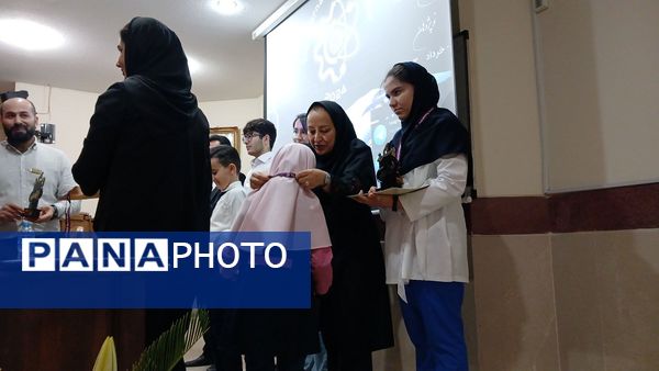 تجلیل از پژوهشگران مدال‌آور نوپژوهان البرزی