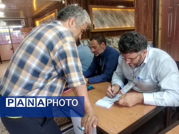 برگزاری چهاردهمین دوره انتخابات ریاست جمهوری کشور در دبیرستان ناصر مشهد