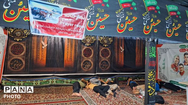 پناهی در مسیر عشق؛ امدادگران در کنار زائران پیاده