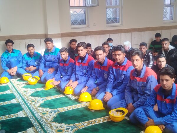تشییع پیکر مطهر مهمانی متفاوت در زاوه