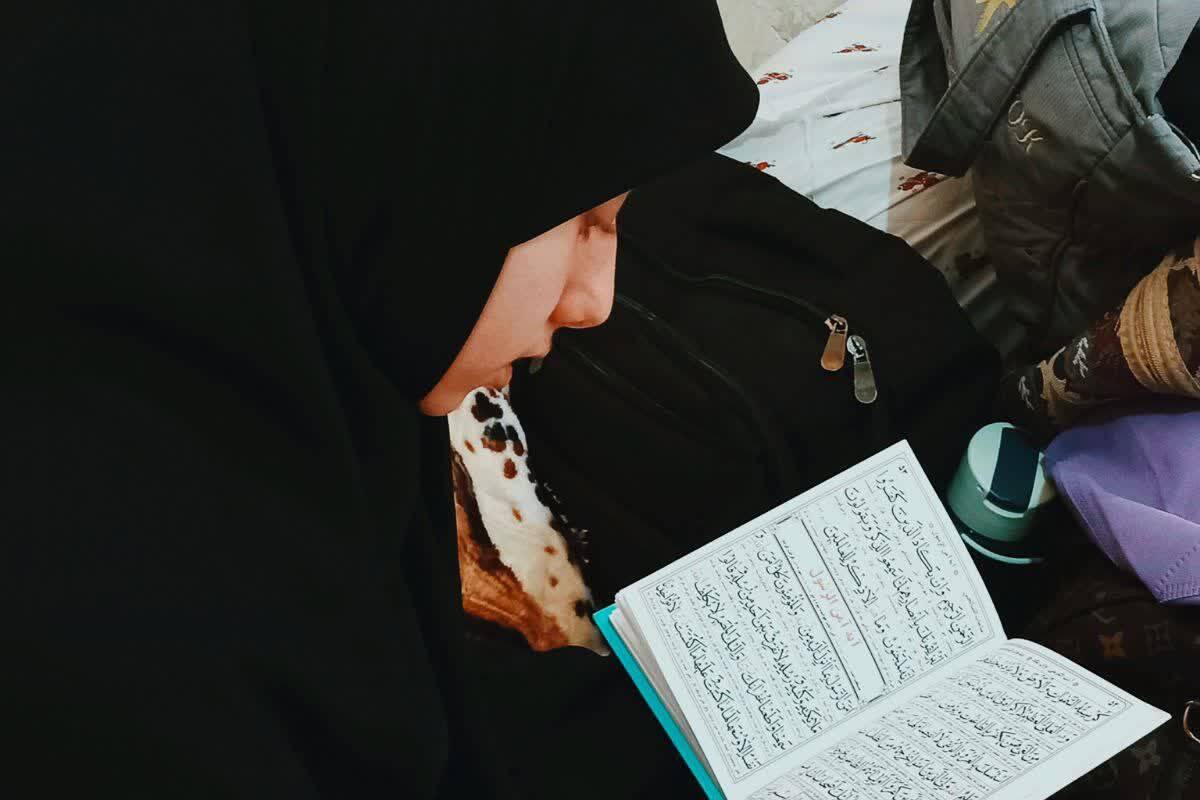 بازدید مسئولان آموزش‌ و پرورش از اعتکاف دختران در مسجد الزهرا(س) قیامدشت