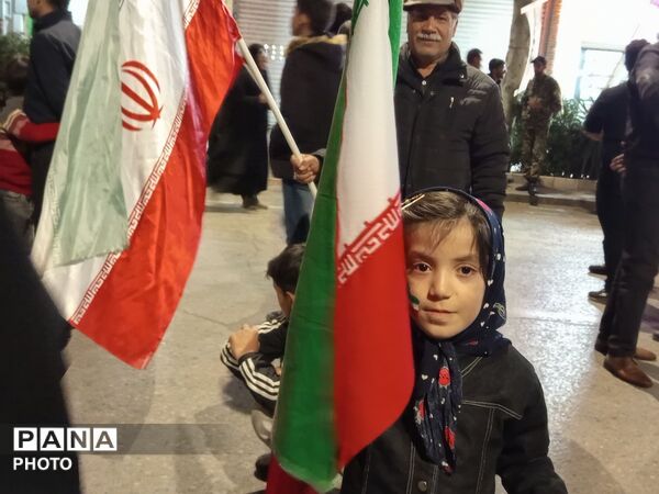 حضور پرشور کودکان و نوجوانان در قلب نیشابور 