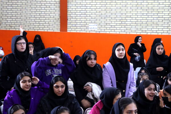 جشن نیکوکاری در مدرسه شهید حدادی تبریز