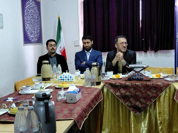 جلسه  مدیران متوسطه اول مدارس در دبیرستان شهرآرا دو