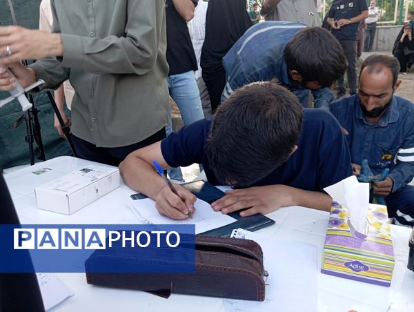 اجتماع مردم شهرستان بیرجند در مهمانی کیلومتری عید غدیر 