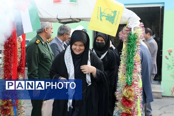 اعزام دانش‌آموزان منطقه کهریزک به اردوی راهیان نور