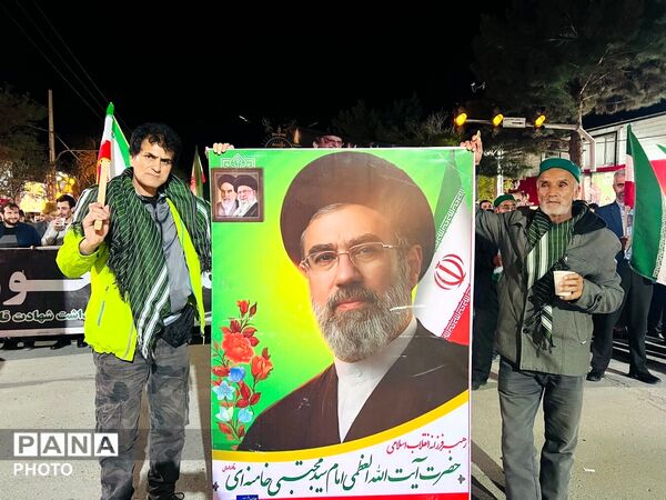جلوه هایی از حضور باشکوه مردم آشخانه در راهپیمایی