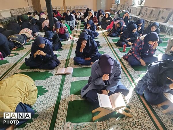 مراسم چهارشنبه های امام رضایی(ع) در مدرسه انیس خوش قدم