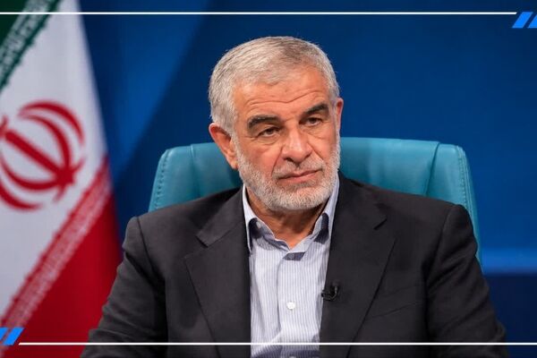 خون شهدا، عامل پایداری و عزت ملت ایران است