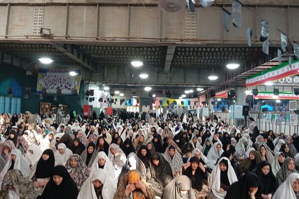 اقامه نماز جمعه در مصلی بزرگ نسیم شهر