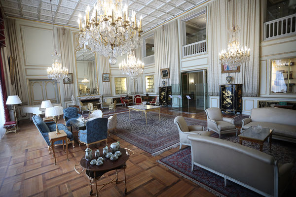 مجموعه فرهنگی تاریخی نیاوران