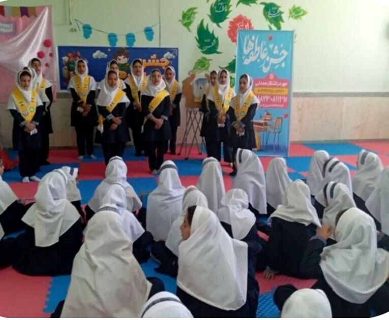 دانش‌آموزان سردرود با جشن عاطفه‌ها همدلی را تمرین کردند