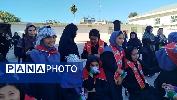 یوم‌الله ۱۳ آبان نماد استمرار مبارزه با استکبار از لانه جاسوسی تا امروز