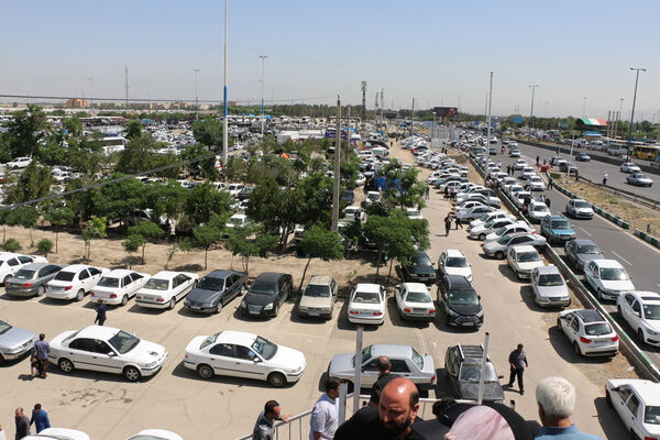 جلوه‌هایی از حضور نوجوانان در مراسم سالگرد ارتحال امام خمینی(ره)