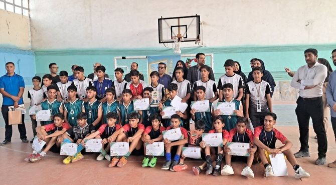 آغاز رقابت پسران متوسطه اول