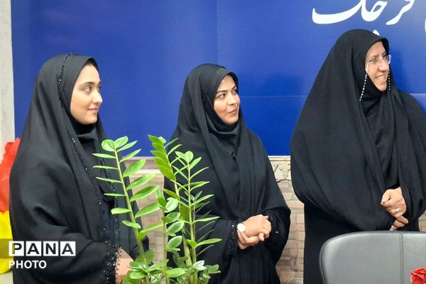 قدردانی از مربیان و مدیران منتخب طرح‌های آموزشی کودکستان‌های شهرستان قرچک