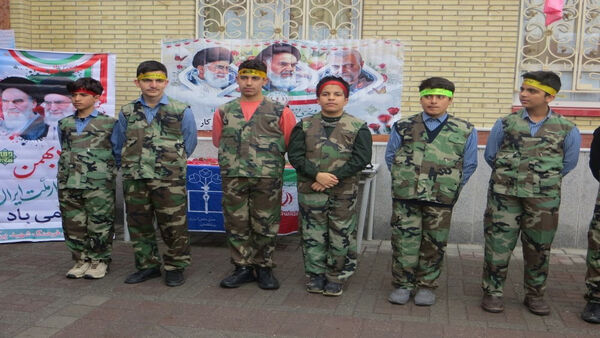جشن انقلابی و جهاد تبیین در دبیرستان فرهنگ شهید پرکار مراغه