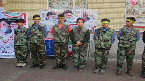 جشن انقلابی و جهاد تبیین در دبیرستان فرهنگ شهید پرکار مراغه