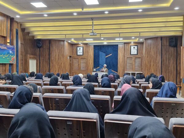 دوره توانمند‌سازی مربیان کودکستان‌ها 