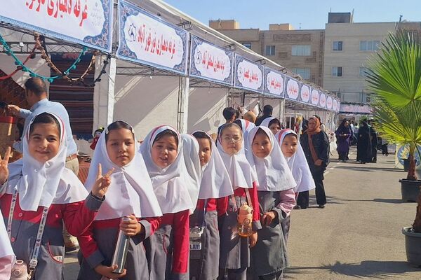 جشنواره فرهنگی و بومی محلی و نمایشگاه دستاوردهای روستائیان بخش کهریزک 