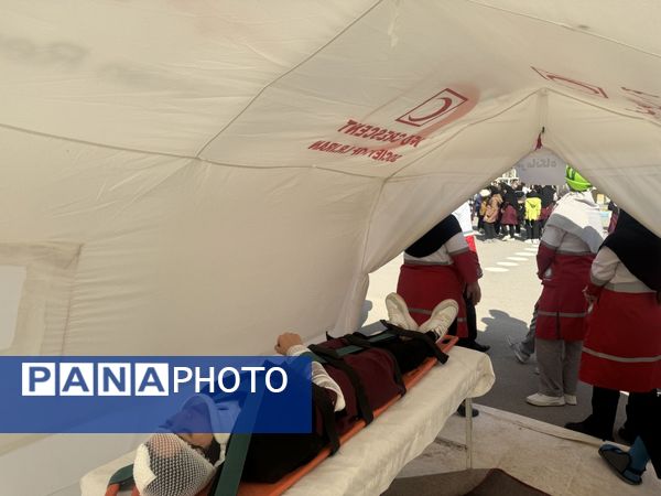 مراسم گرامیداشت هفته پدافند غیرعامل در دبیرستان عشایری شبانه‌روزی نسیبه