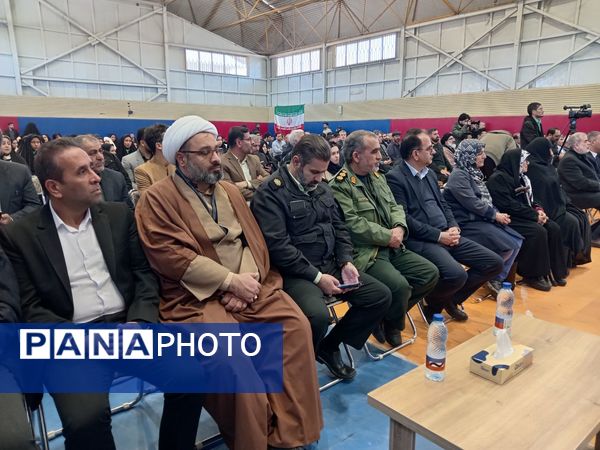 جلوه هایی از جشنواره خیرین مدرسه ساز شهرستان جعفرآباد