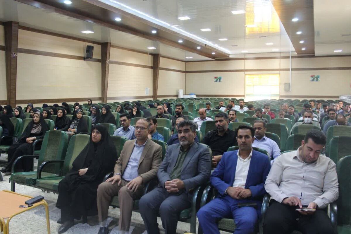 نشست تخصصی مدیران و معاونان پرورشی مدارس شهرستان ارزوئیه با محوریت «حجاب و عفاف» 