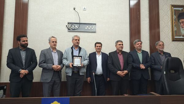 همایش تجلیل از عوامل سیزدهمین دوره نمایشگاه های مدرسه انقلاب