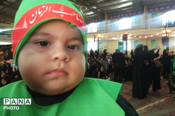 طنین لالایی مادران آباده در همایش شیرخوارگان حسینی