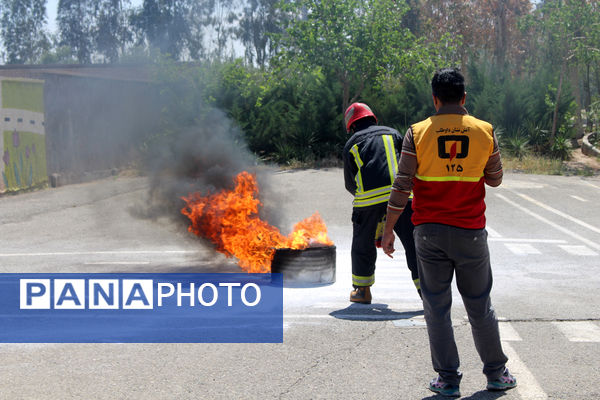 رقابت‌های اطفاء حریق مراقبین سلامت استان قم