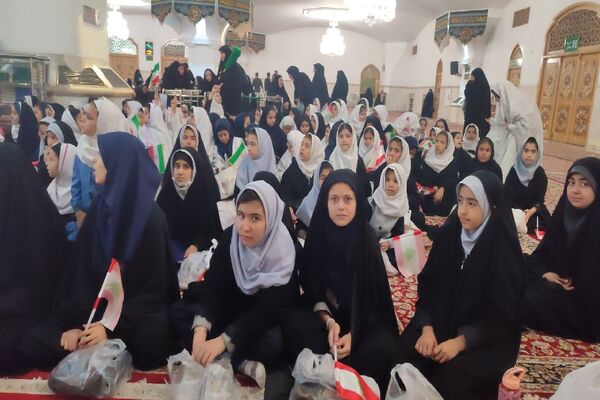 مهمانسرای حرم امام رضا (ع) میزبان ۱۰۰۰ دانش‌آموز از مدارس ناحیه یک مشهد 