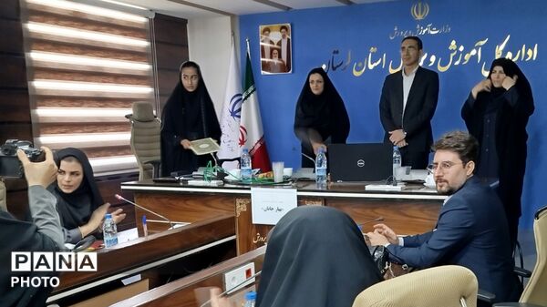 تجلیل از برگزیدگان جشنواره‌های «بهار جانان» و «خانواده، امید فردا» در استان لرستان