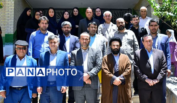 بازدید دبیر قرارگاه جهادی عدالت تربیتی وزارت آموزش و پرورش از طرح شهید عجمیان ۲ در شهرستان دنا