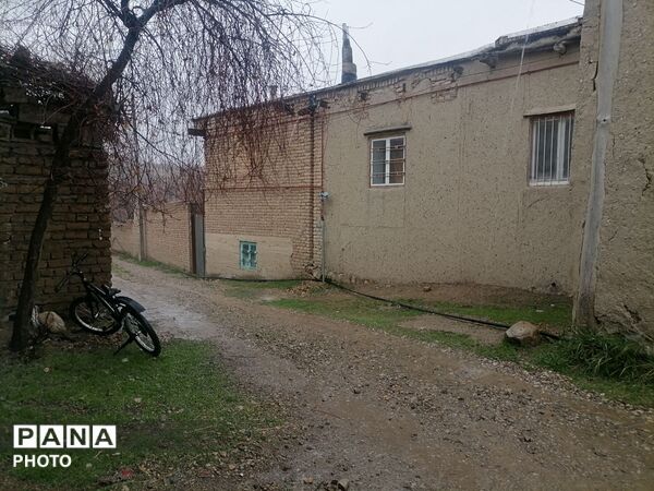 بارش باران بهاری در شهر بار