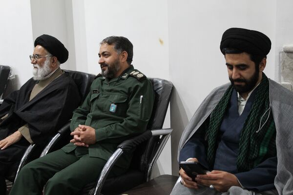 افطار روزه اولی‌ها در هیئت رضوی