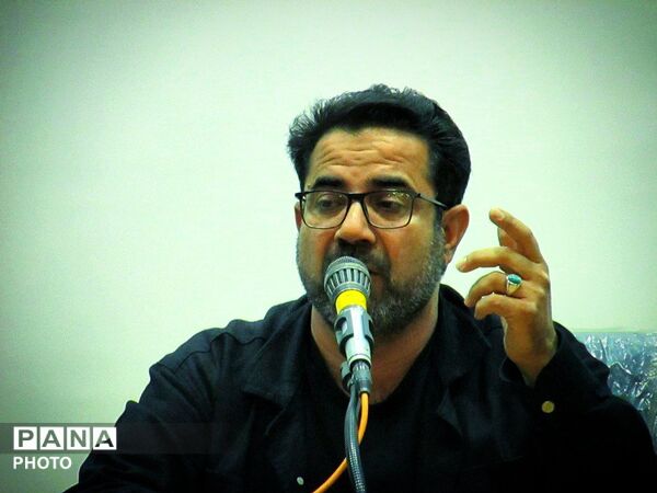نشست خبری فرمانده ناحیه مقاومت بسیج کاشمر با اصحاب رسانه