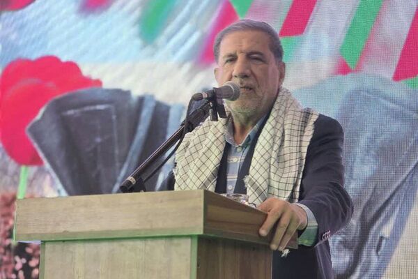 برگزاری یادواره سه هزار ستاره، ۳۰۰۰ چراغ راه به مناسبت هفته دفاع مقدس در شهرستان قرچک