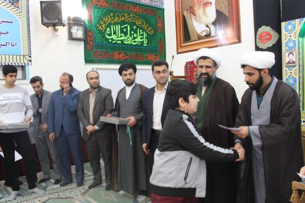 محفل قرآنی دانش آموزان در گلوگاه
