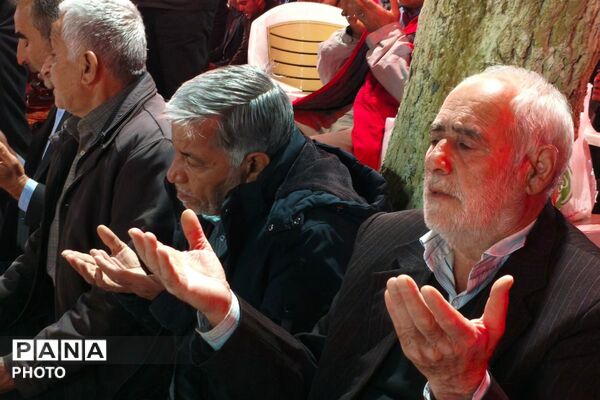 برپایی نماز استغاثه امام زمان (عج) در بهارستان دو
