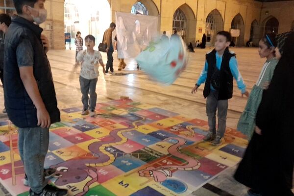  قاب پانا میزبان غرفه کودک در حسینیه امام خمینی 