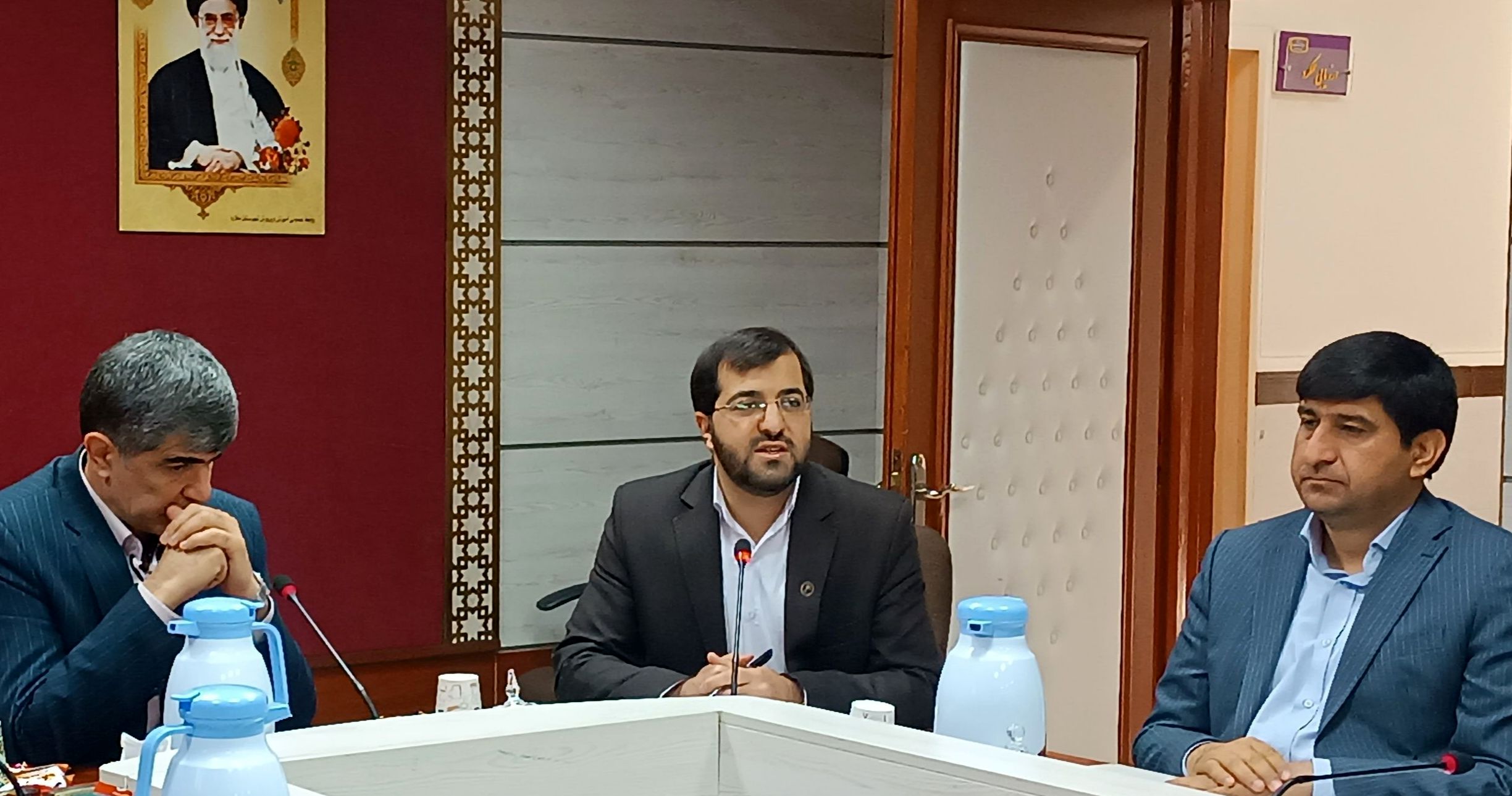 تکریم معلمان باعث ارتقای کیفیت آموزشی و همدلی در جامعه می‌شود