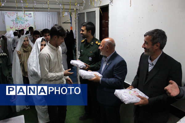 جشن چتری برای آرامش در شهر درق