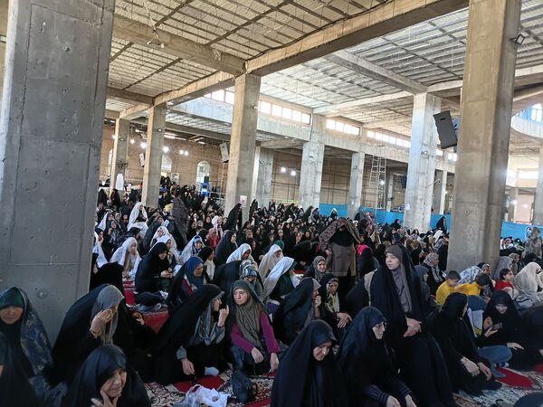 اقامه نماز عبادی سیاسی جمعه همزمان با ایام دهه فجر و اعیاد شعبانیه 