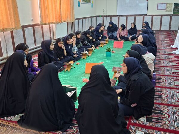 نگاهی به محفل انس با قرآن مدرسه شهید مدرس ناحیه۳ تبریز