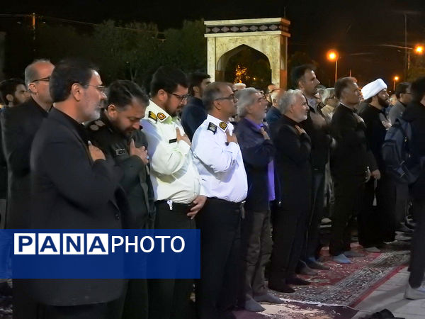 اجتماع بزرگ عزاداران شهدای خدمت در گلزار شهدای نیشابور