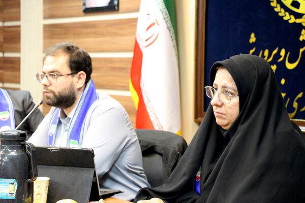 نشست مربیان پیشتاز سازمان دانش‌آموزی خراسان رضوی با قائم مقام وزیر در سازمان دانش آموزی کشور